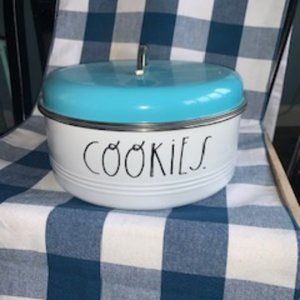 Rae Dunn Air tight cookie tin